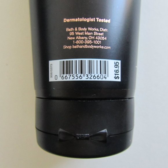 New Into the Night Moisturizing Body Wash with Shea Butter Vitamin E 10 Fl Oz - Picture 7 of 8